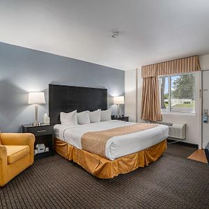 Second Floor King Room